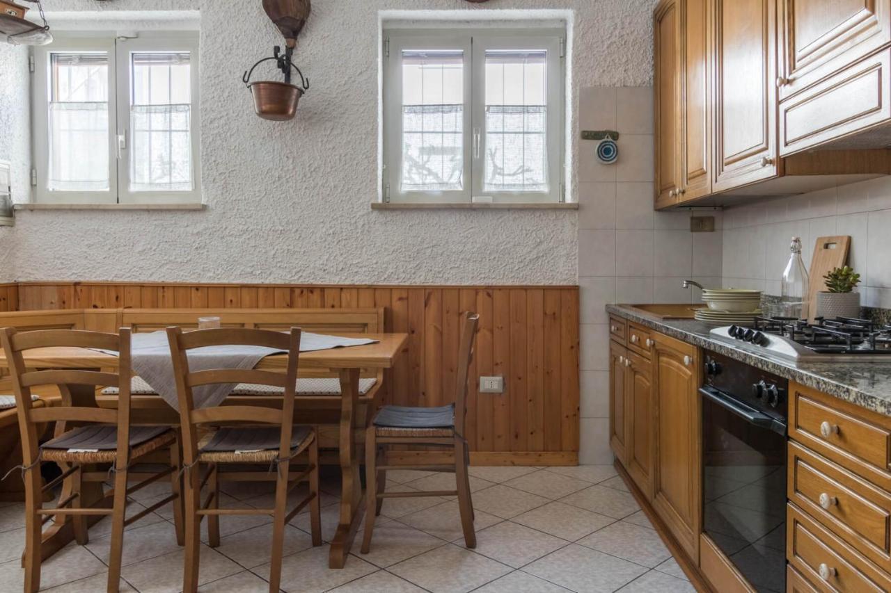 Villa Francesco Appartamento La Ruota Desenzano del Garda Eksteriør billede